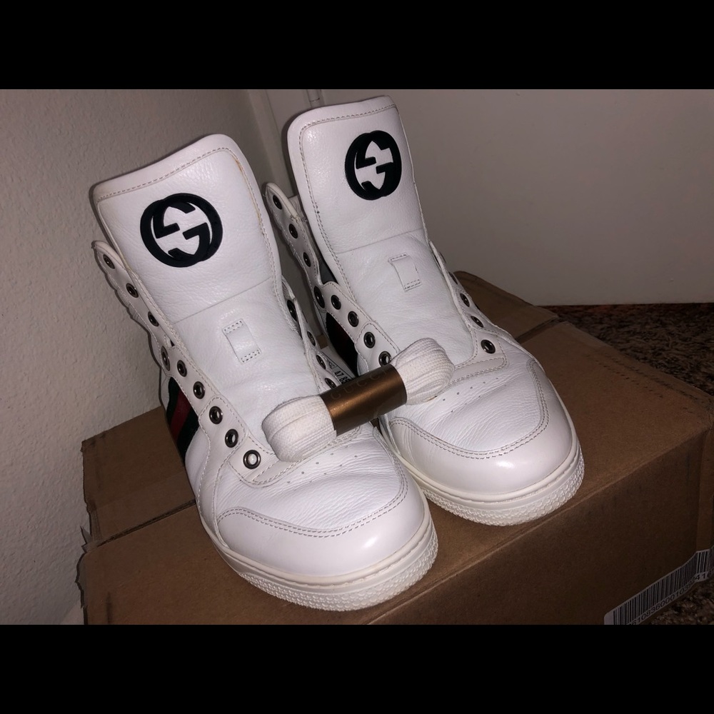 Authentic Gucci shoes men